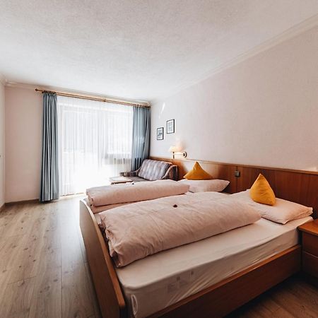 Hotel Ranuimuellerhof Funes  Eksteriør bilde