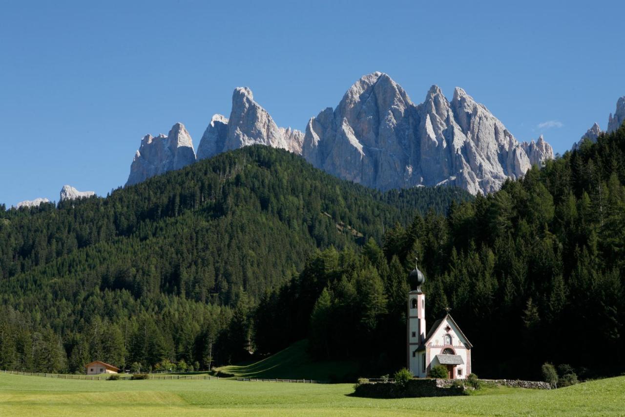 Hotel Ranuimuellerhof Funes  Eksteriør bilde