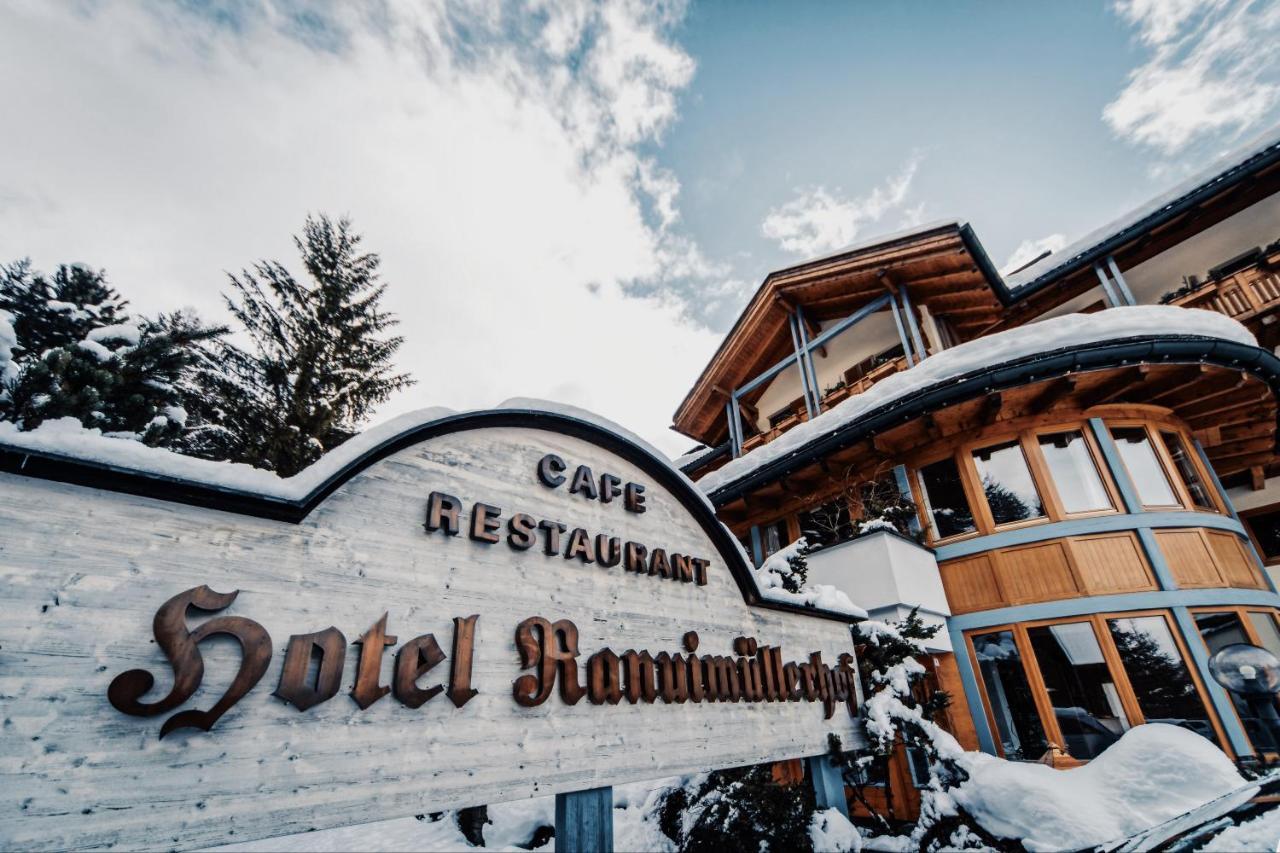 Hotel Ranuimuellerhof Funes  Eksteriør bilde