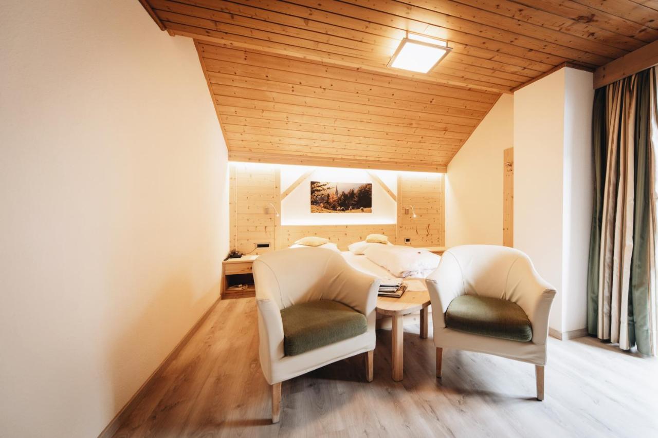 Hotel Ranuimuellerhof Funes  Eksteriør bilde
