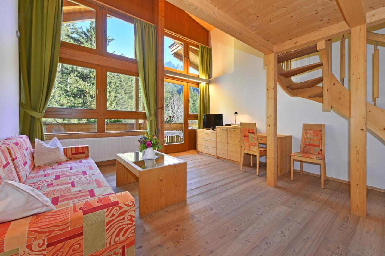 Hotel Ranuimuellerhof Funes  Eksteriør bilde